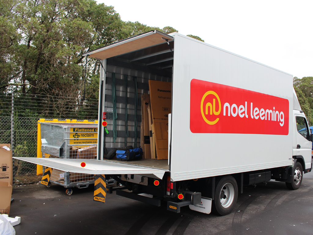 Noel Leeming's PALFINGER Tail Lift