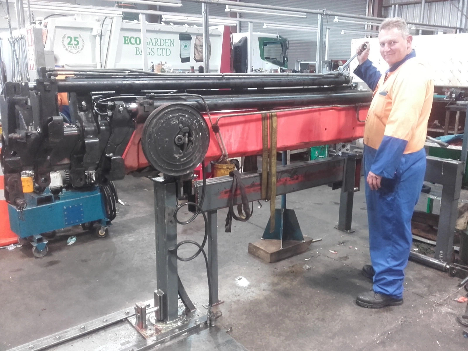 Power Hydraulics workshop capability supporting PALFINGER equipment