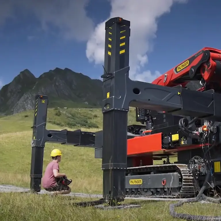 Palfinger unveils its first crawler crane, showcasing its advanced design and capabilities